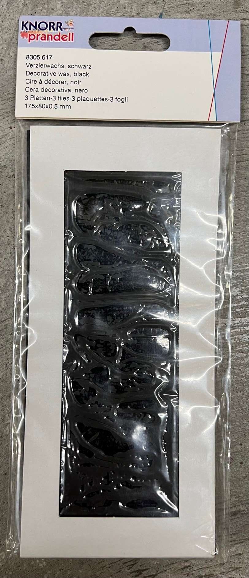 Verzierwachs schwarz, 3 Platten, 175 x 80 x 0,5 mm Verzierwachs schwarz, 3 Platten, 175 x 80 x 0,5 mm