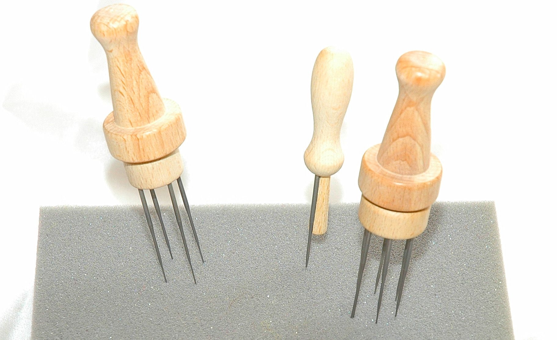 Filznadelhalter 4-fach, ohne Nadeln Filznadelhalter 4-fach, ohne Nadeln