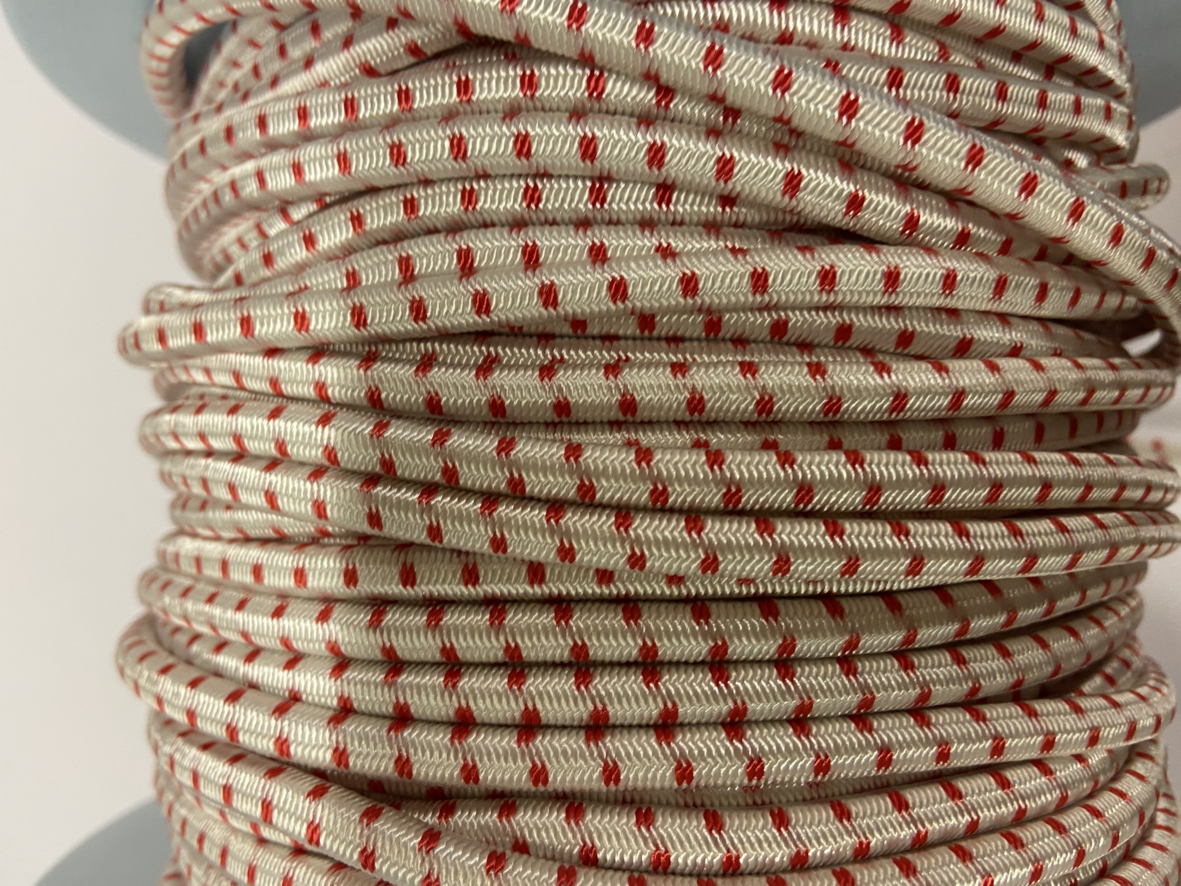 Liros Gummileine weiß/rot, 1 m Liros Gummileine weiß/rot, 1 m