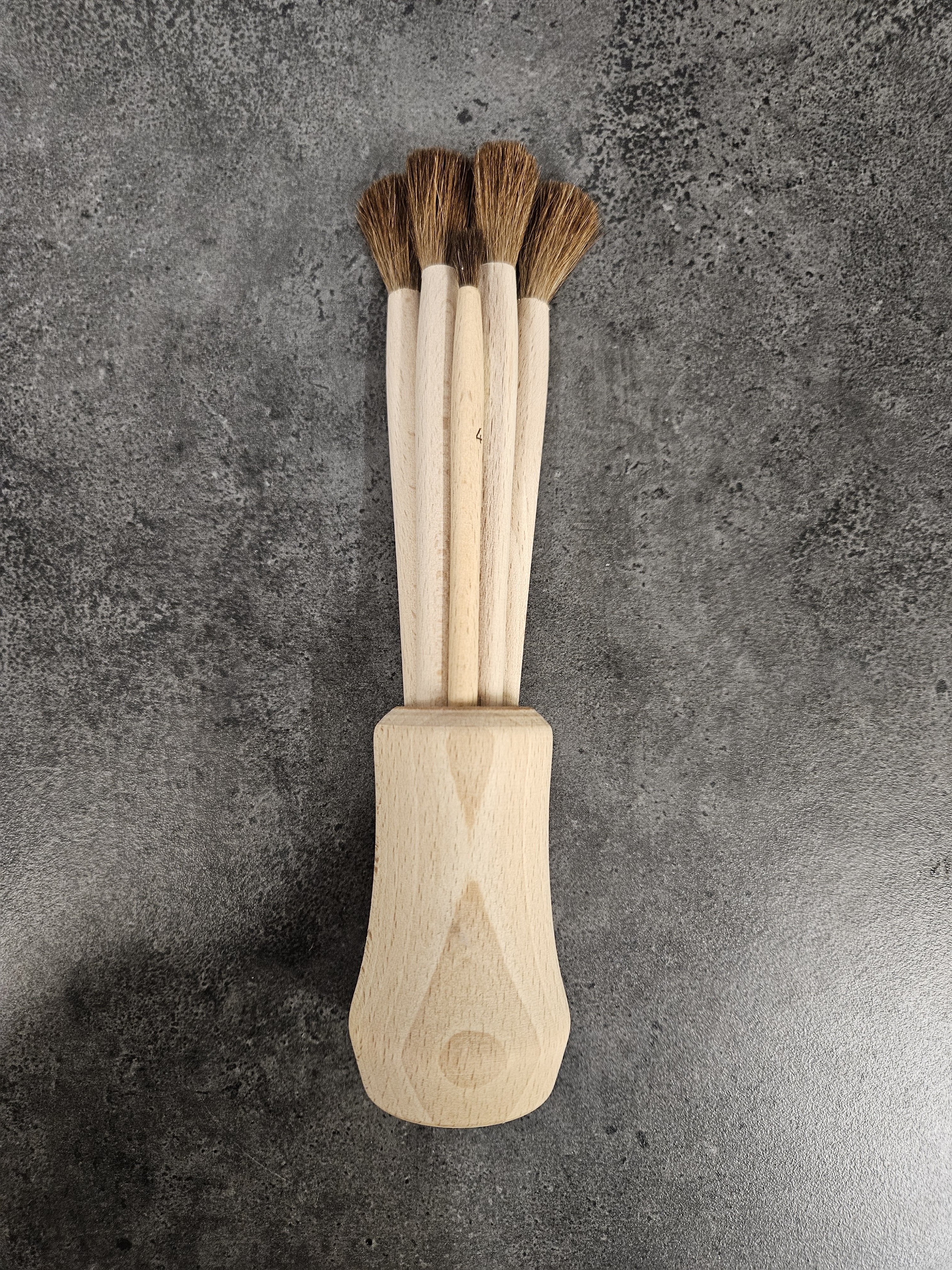 Fehhaarpinsel-Set mit Ständer